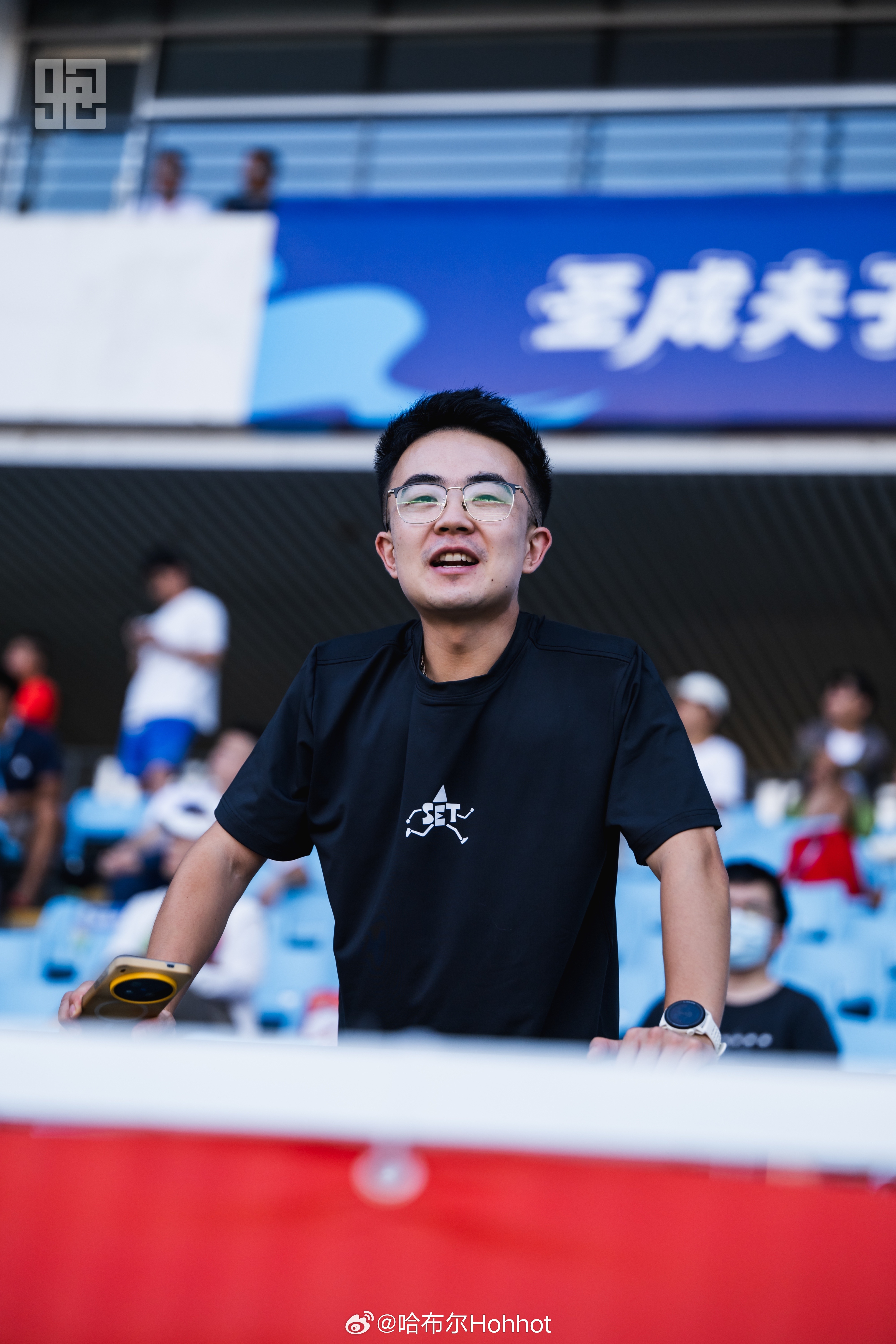 大田赛暂时告一段落了，原来运动员在场内看到我是这么个视角田径说一哈哈布尔的随行拍