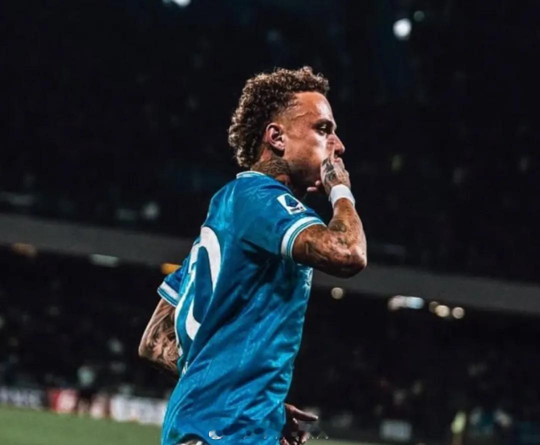 罗马诺发推：诺阿-朗已经同意加盟加拉塔萨雷，土超豪门为他提供了一份薪水很高的合同