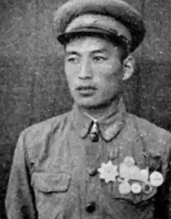 【抗美援朝一级人民英雄齐进虎】
        齐进虎可太厉害了，他是抗美援朝一