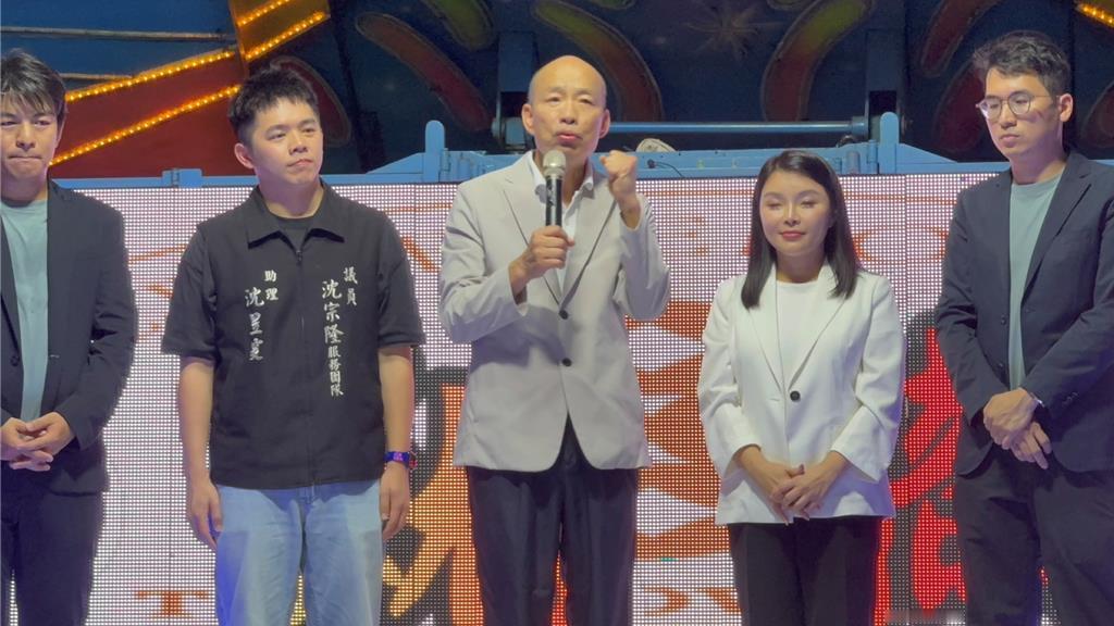 韩国瑜回云林关心商圈发展 直言高科技与这些行业都很重要
台“立法院长”韩国瑜20