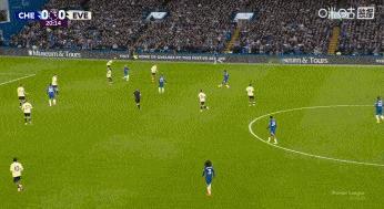 英超第16轮半场战报：切尔西2-0埃弗顿，帕尔默复出破僵+古斯托传射建功
 
英