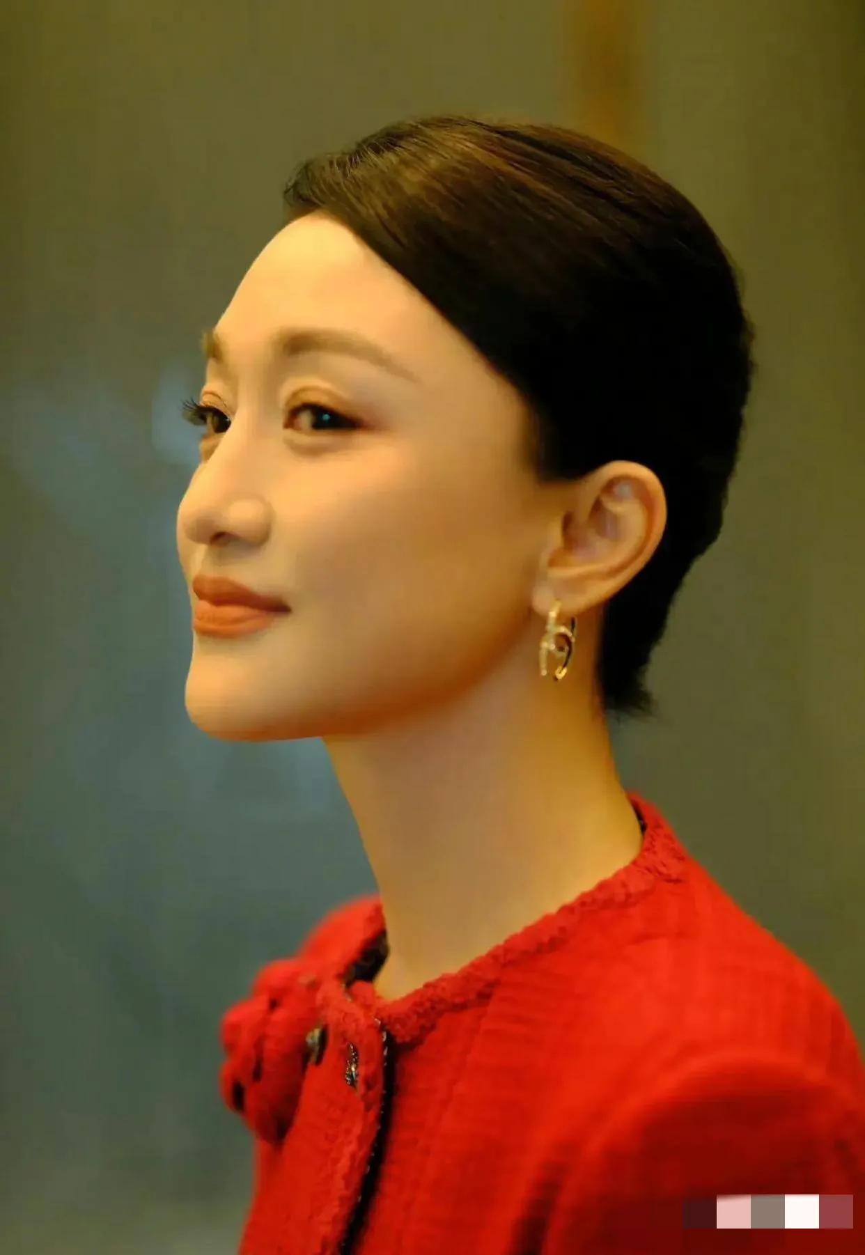 50岁的传奇女人！找遍娱乐圈，也没几个比她有气质！就周迅这个状态，可以说是50岁