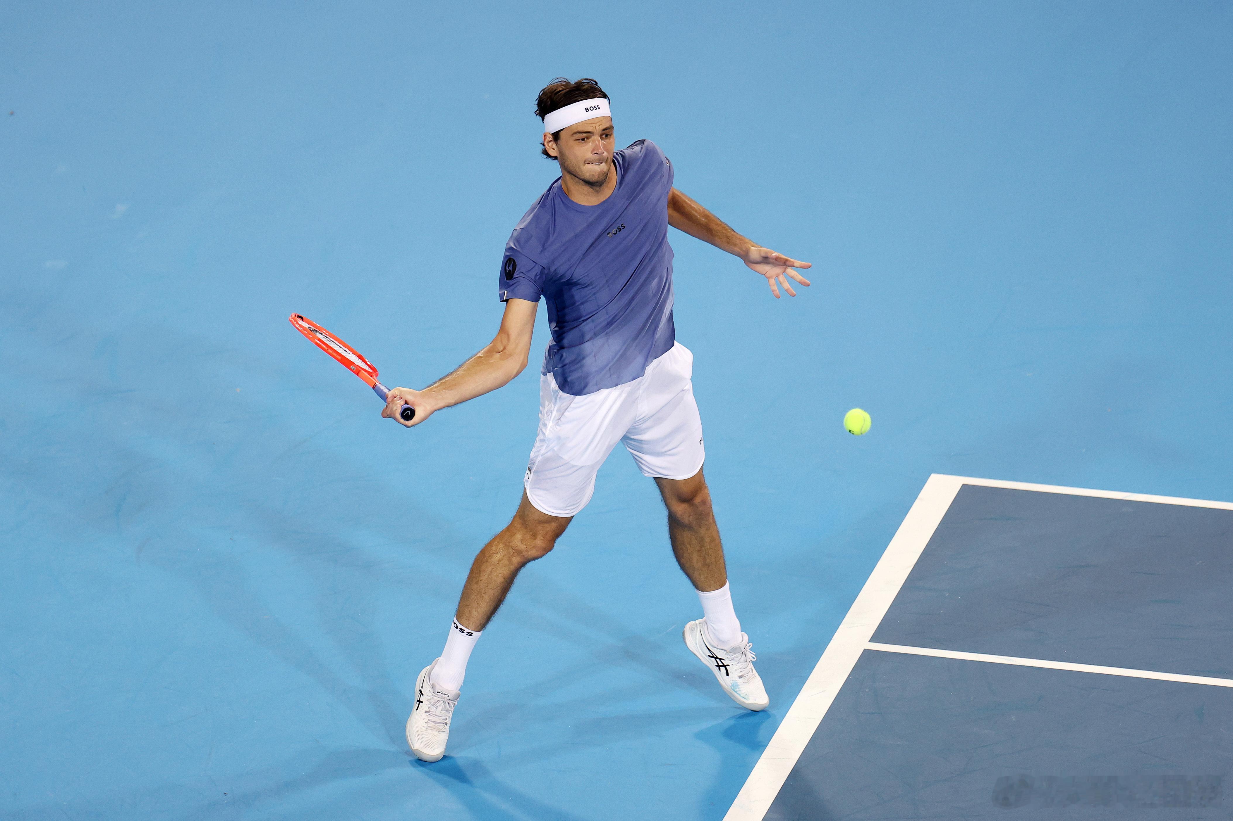 即时赛况：ATP1000 辛辛那提大师赛男单1/4决赛，弗里茨以6-4扳回一盘，