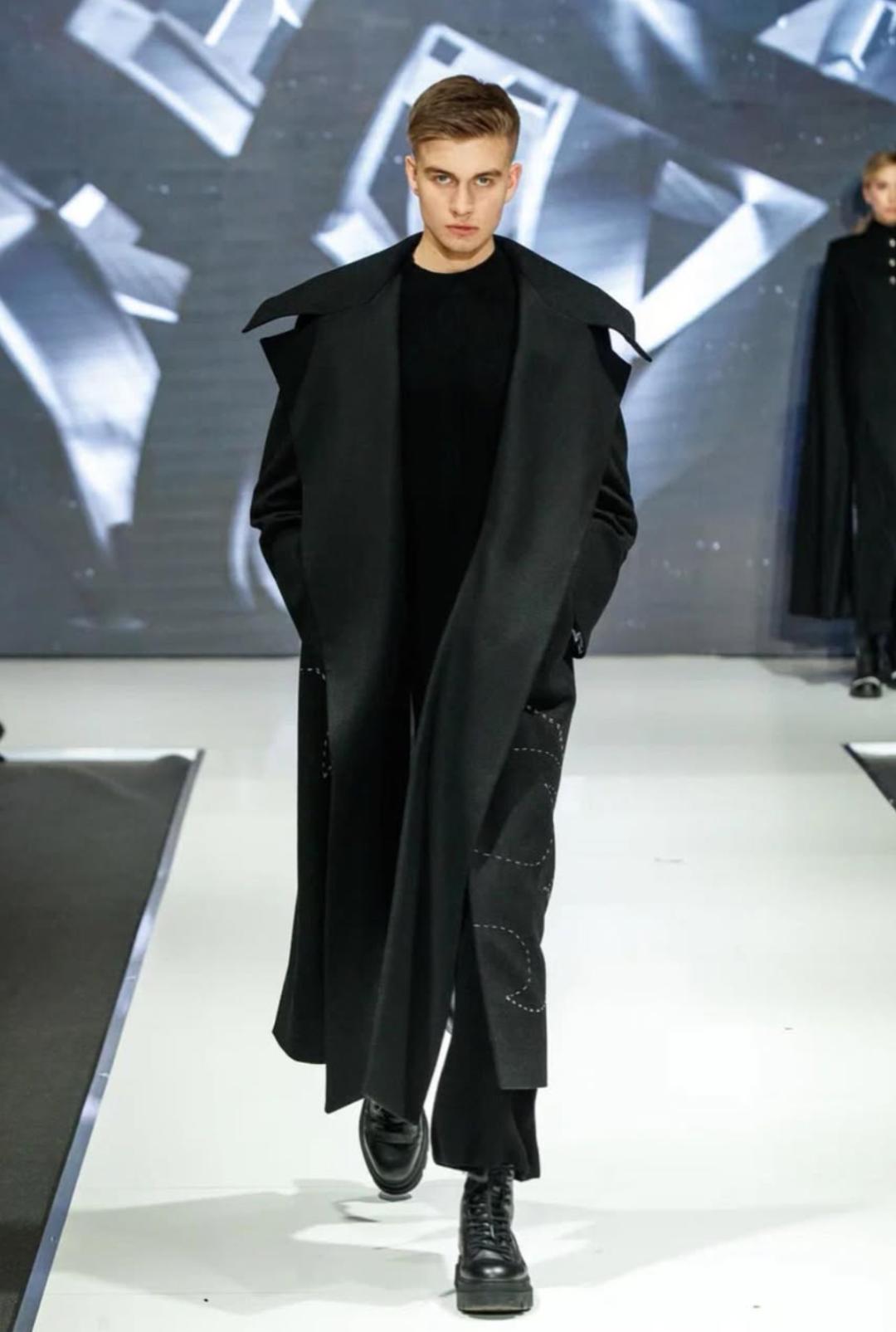 俄罗斯游戏主播 Vladislav Doomsday（弗拉迪斯拉夫·杜姆斯代）变