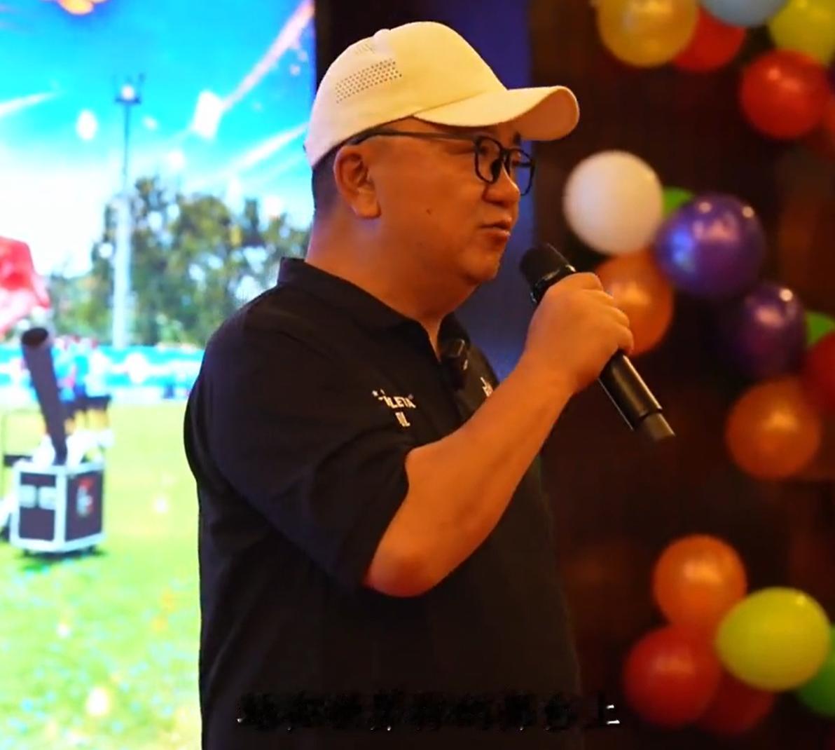 董路的发言，太提气了！

1、4年以后，或者8年以后，中国队一定能进世界杯。
