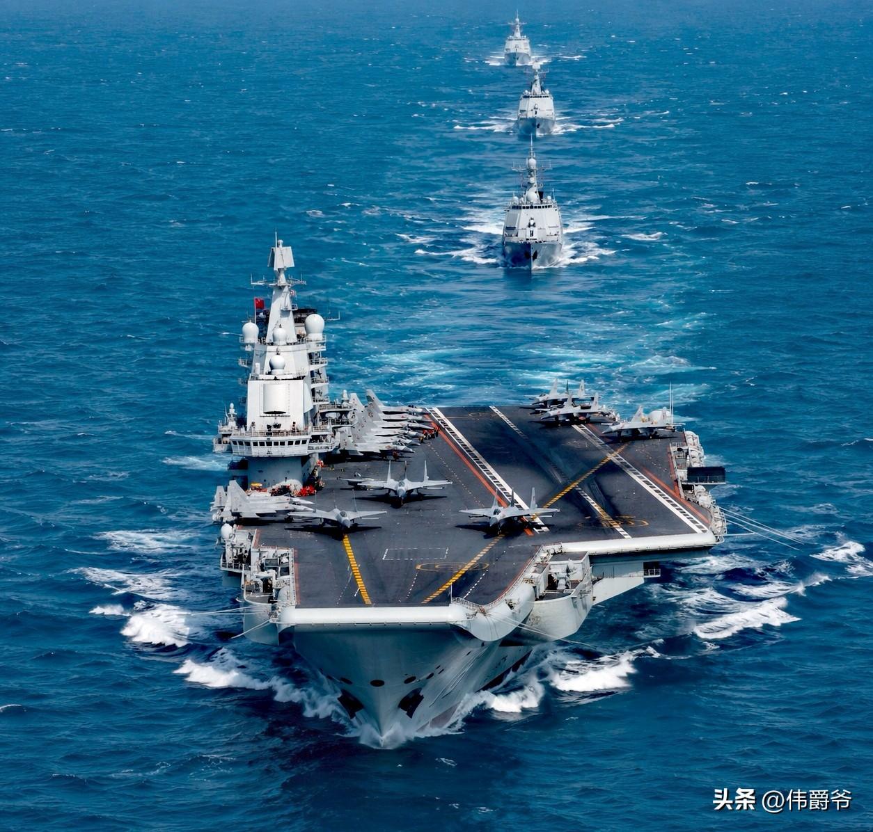 日方对辽宁舰编队滋扰发生质变：从跟踪偷拍升级为模拟攻击
 
辽宁舰编队此次为期4