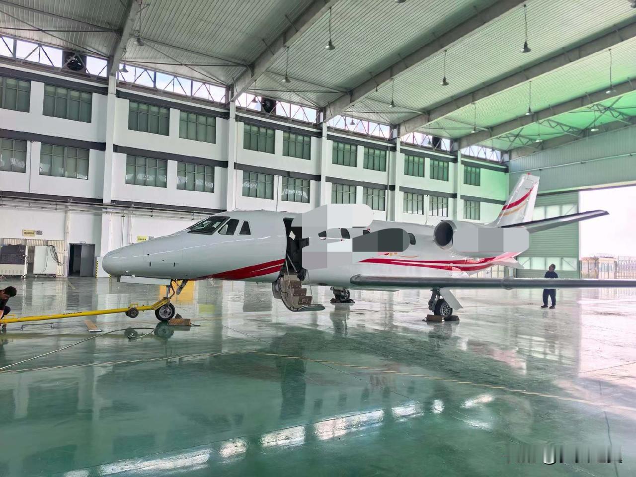 【小对联】
上：参战；
下：……？