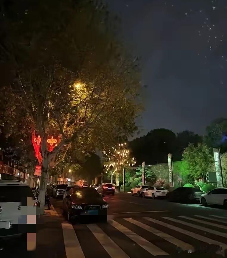 提前通知一下，大家好有个心理准备，今天7月31日就正式进入中伏第七天了，而且今年
