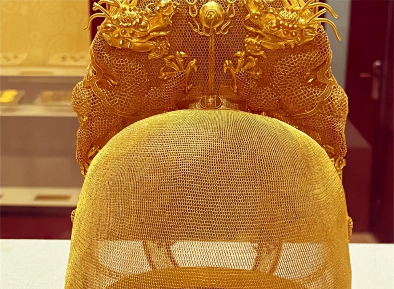 1539年，明代琢玉大师陆子冈在苏州某玉器作坊学成出师，独自开设琢玉作坊，承接宫