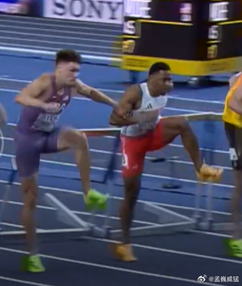 室内世锦赛疑现罗伯斯打手刘翔升级版场面 超强选手左右两侧都打结果自己栽了22日凌