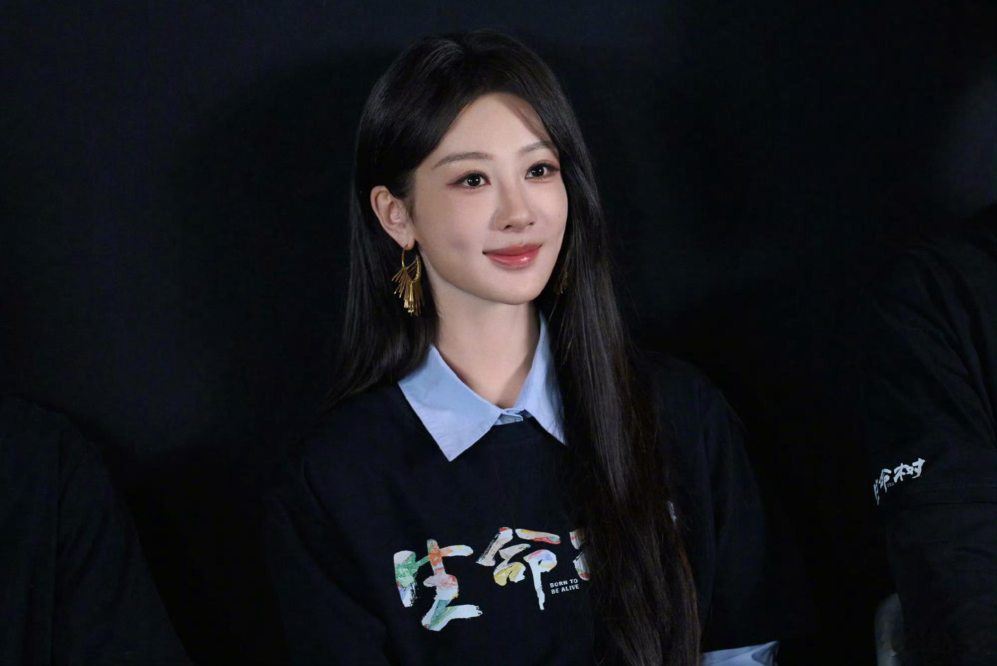 杨紫实在是太稳了的演技一如既往的稳，期待紫妹的小白菊呀