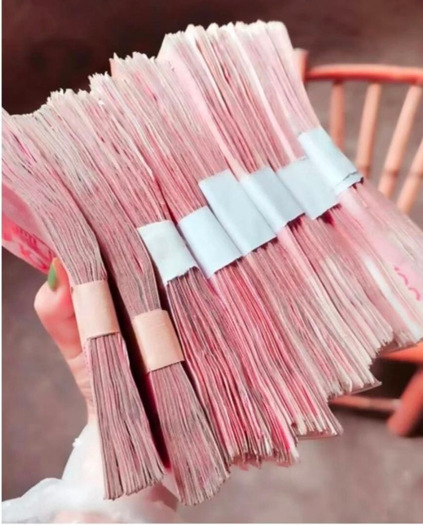 为儿娶媳妇至少100万？好多有儿家庭已躺平现在好多有儿子的家庭都躺平了。
我表姐