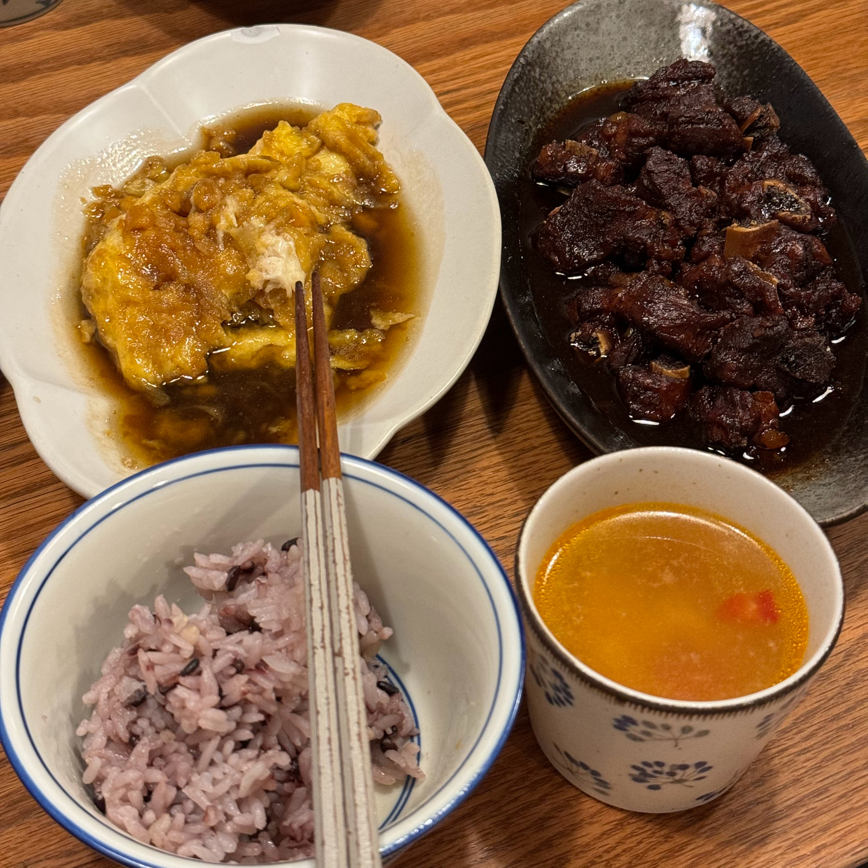 太香了，他家的赛螃蟹在我心目中北京可以排第一，糖醋排骨也不错[馋嘴] ​​​