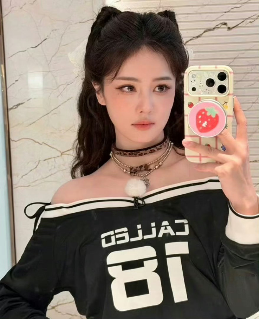 白鹿粉丝在粘性方面还真不如虞书欣 ，怎么做到的 