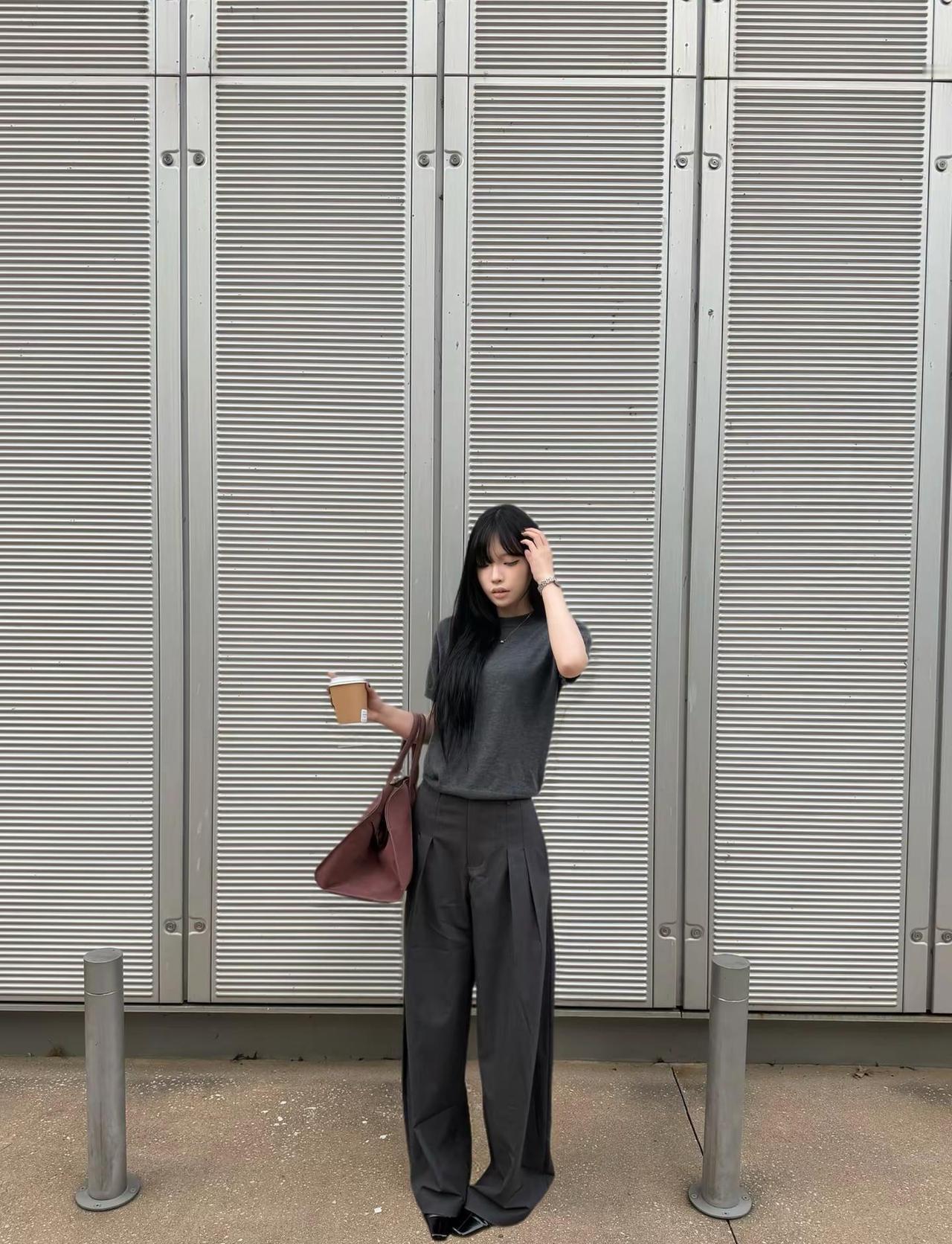 你总说我的世界太大 但是你不在的时候我总是一个人