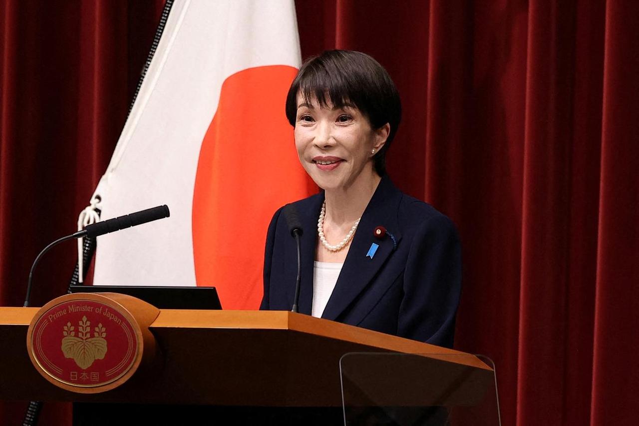 中国为什么按兵不动？美日现在才想明白：这是在拖！把日本拖住，把美国拖住，拖到自己