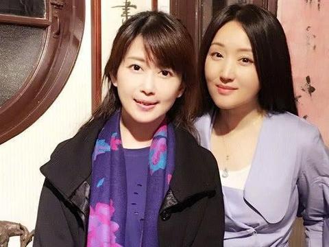 杨钰莹真是个独一无二的存在，数十年来一直年轻貌美，整个人散发着岁月静好的气质，经