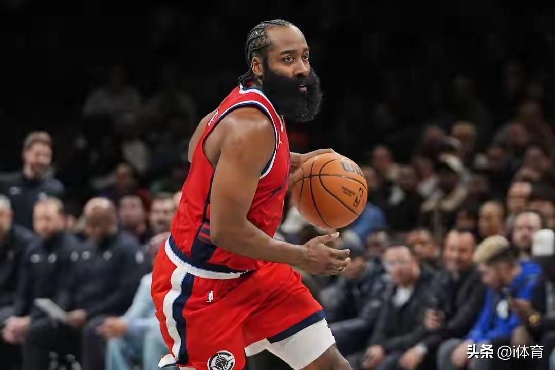 哈登不去火箭真的太可惜了。火箭队记在评论哈登是NBA历史上最失败的巨星后，杜兰特