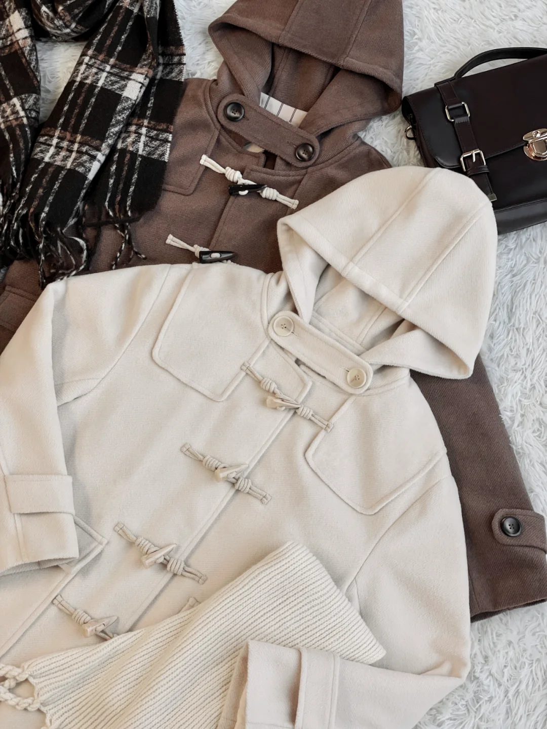 ❄秋冬氛围感是牛角扣大衣给的～