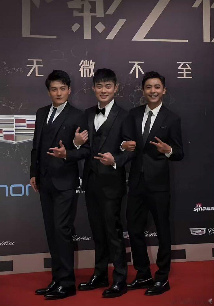 三折叠 怎么折 都有面——《爱情公寓》 ​ ​​​