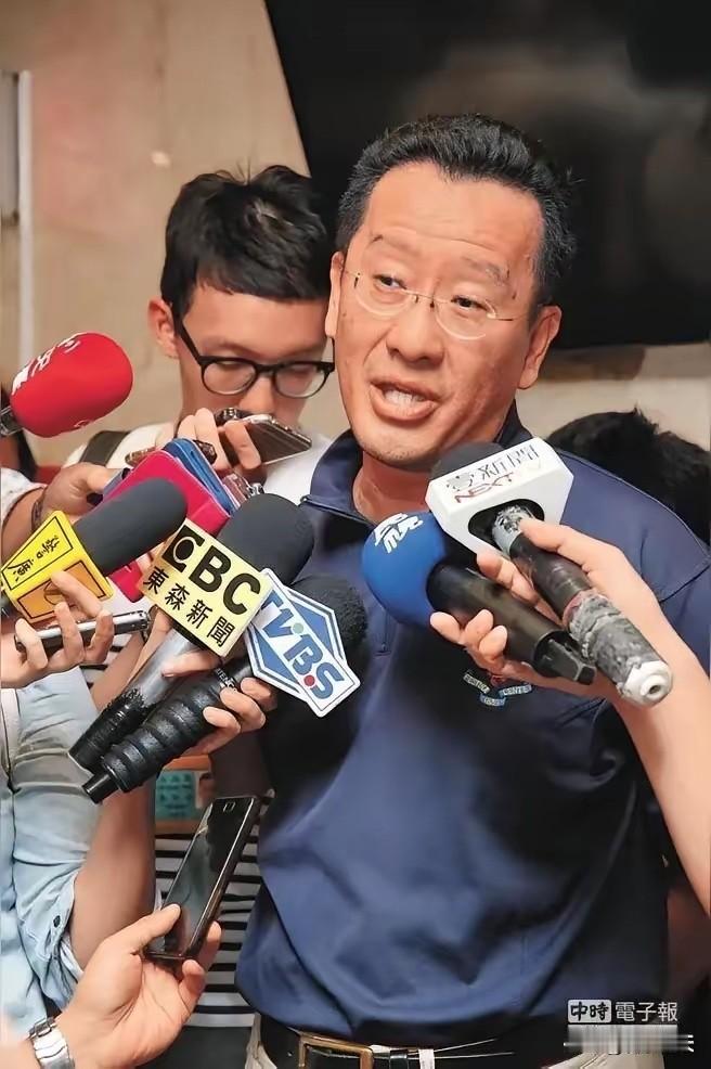 台军即便是拿出压箱底的武器装备搞实弹演习，也玩不出什么新花样，因为他们使用的武器