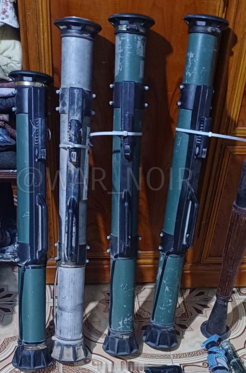 伊拉克民间武器市场上的自制73毫米火箭筒，单价800美元，这些东西是当年IS制造