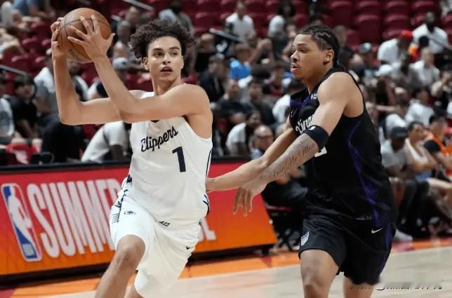 NBA吐槽大会 NBA夏季联赛，104-82战胜。

此役，5号秀瓦格勒全场16