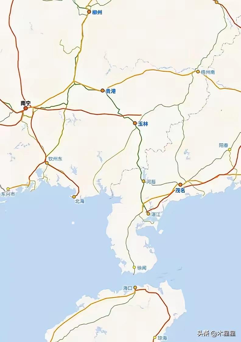 北海与湛江，分处广西与广东两省区，直线距离不过百余公里，同为北部湾沿岸的重要城市