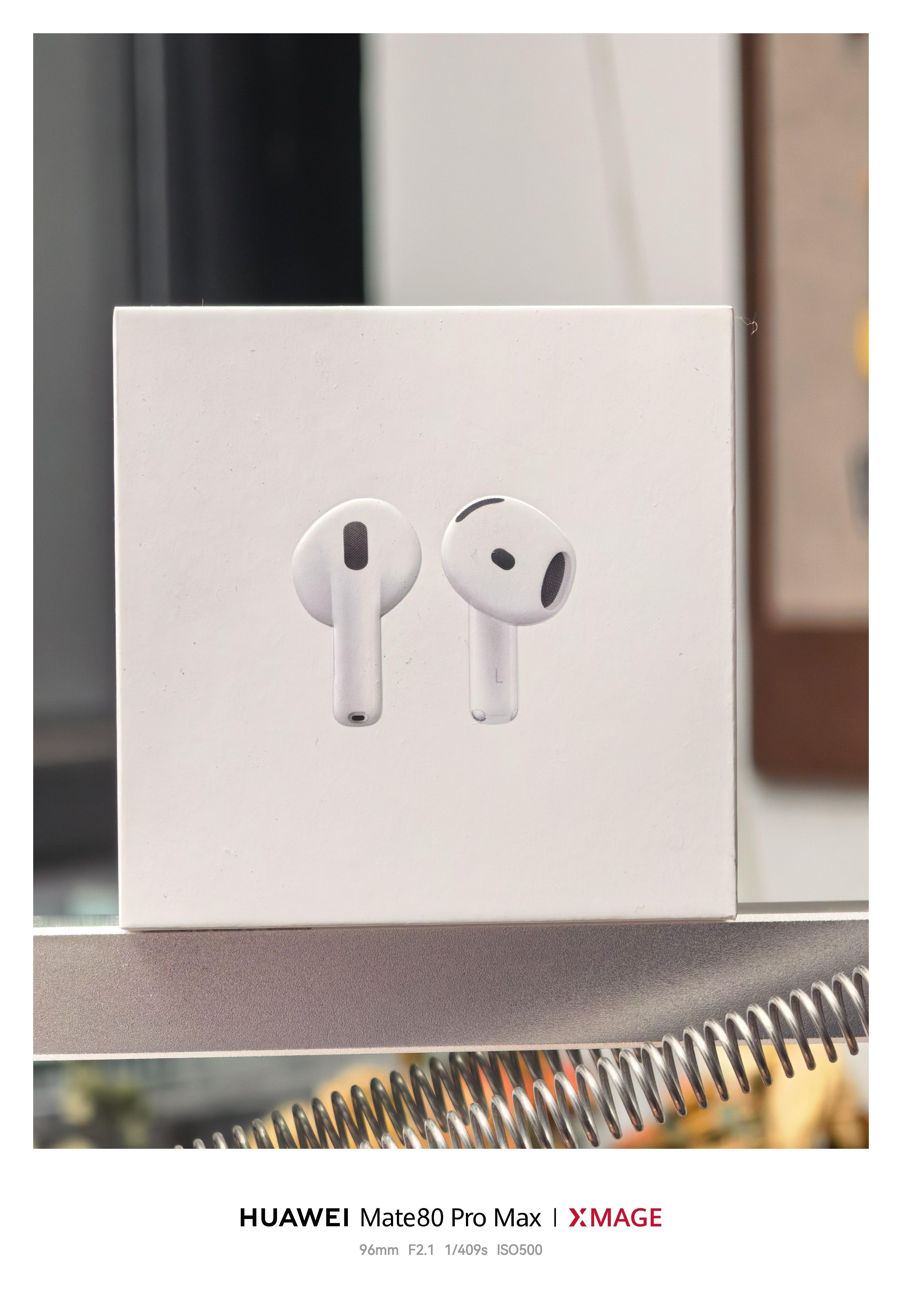 给铁粉抽一台全新未拆封的 AirPods 4点赞评论即可参加抽奖，12 月 20