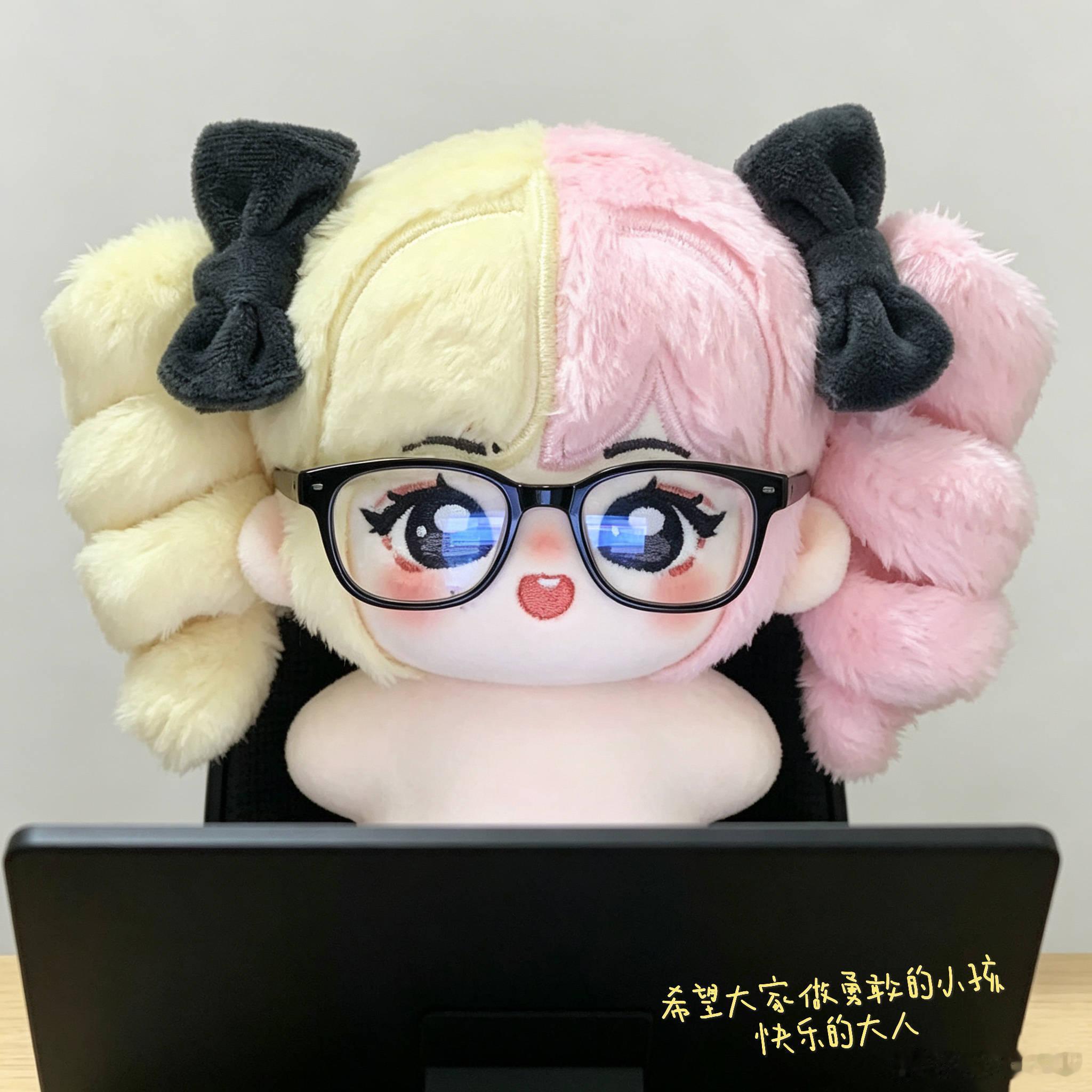 双胞胎鹅子和女鹅 