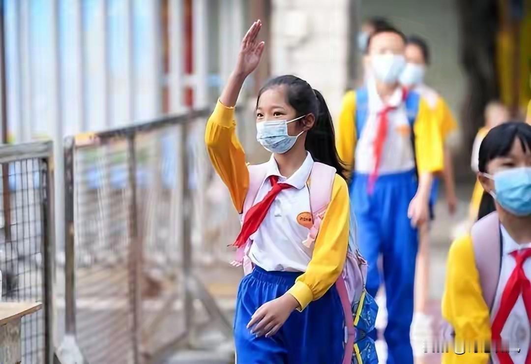 联合国曾推演：人口断崖才刚开始！1个世纪后，中国人可能仅剩4亿
 
很多自媒体在
