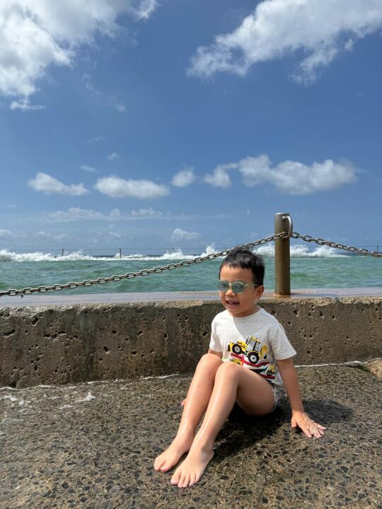 董宇辉说：不要太在意你的孩子