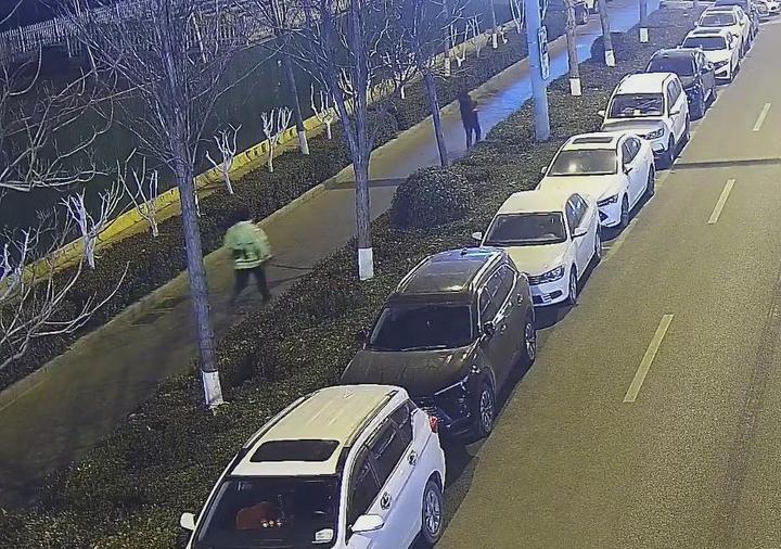 1月5日，济南市公安局交通管理支队天桥区大队在历黄路与新黄路路口开展酒醉驾整治行