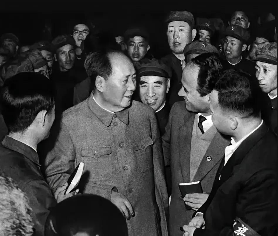 “一件事不做则已，做则必做到底，做到最后胜利！”