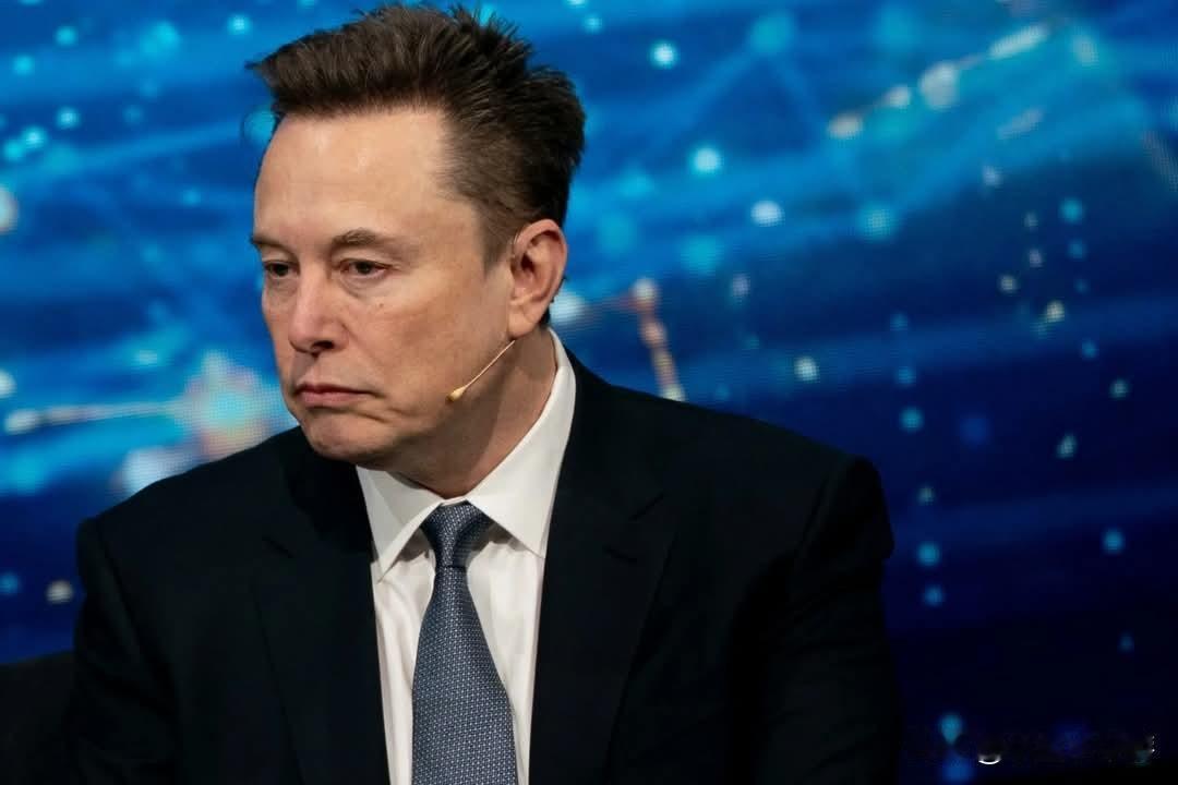 马斯克向OpenAI及微软索赔，最高金额达1340亿美元
 
特斯拉（Tesla