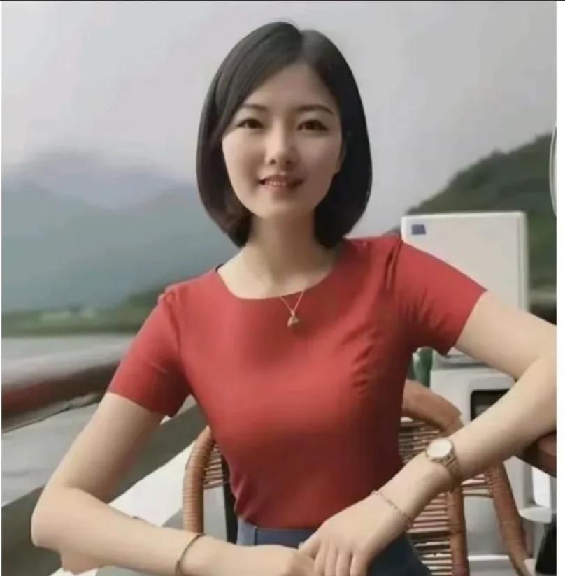 网友们还记得李佩霞吗？江西万年县李佩霞事件至今已过去两年有余，当年李佩霞因受贿罪