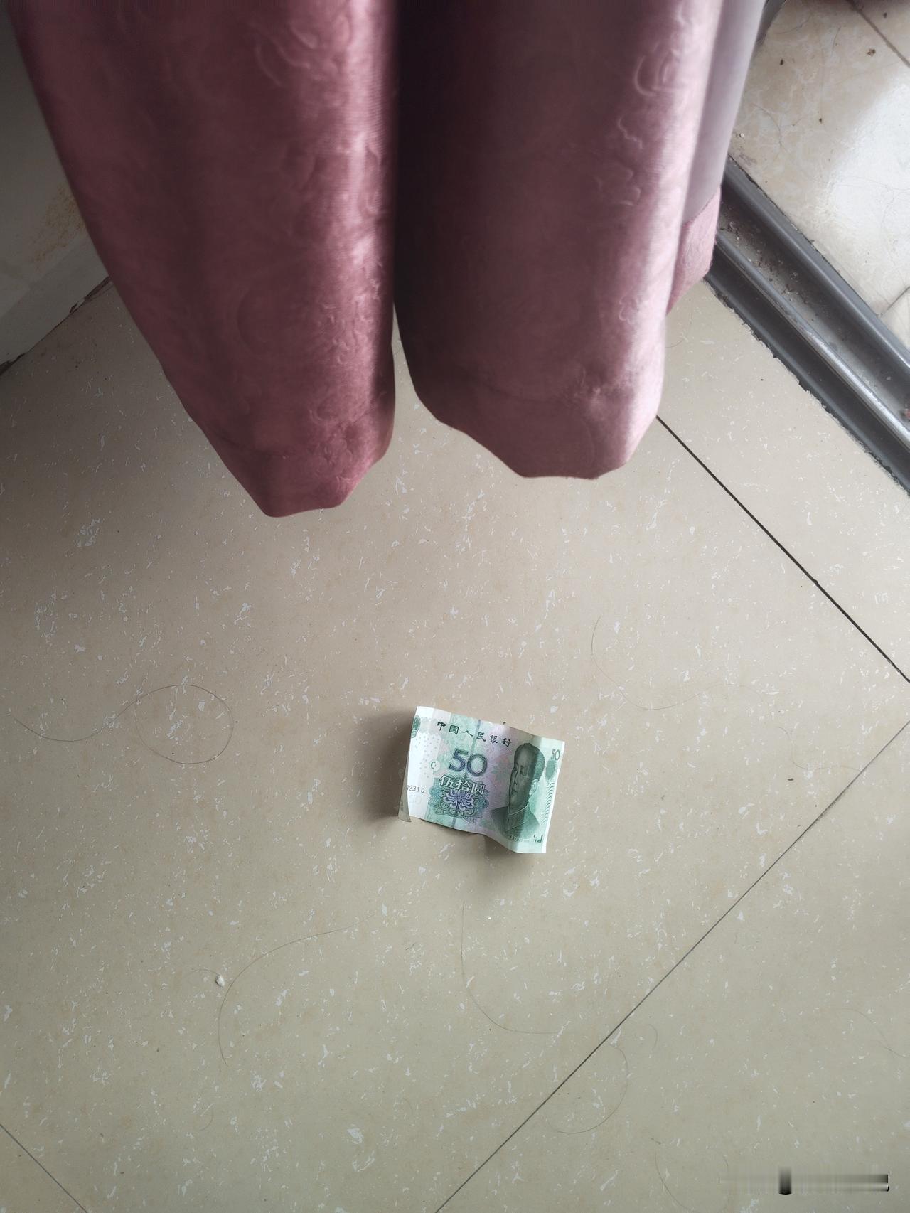 卑微的时候，总是找不到理由，一周就给50块钱菜钱，还想让我负责一家五口一周的饭菜