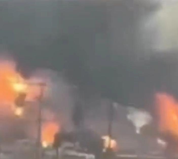 以色列袭击伊朗气田在先，伊朗反击卡塔尔气田在后，有问题吗？特朗普威胁，在榨非常“