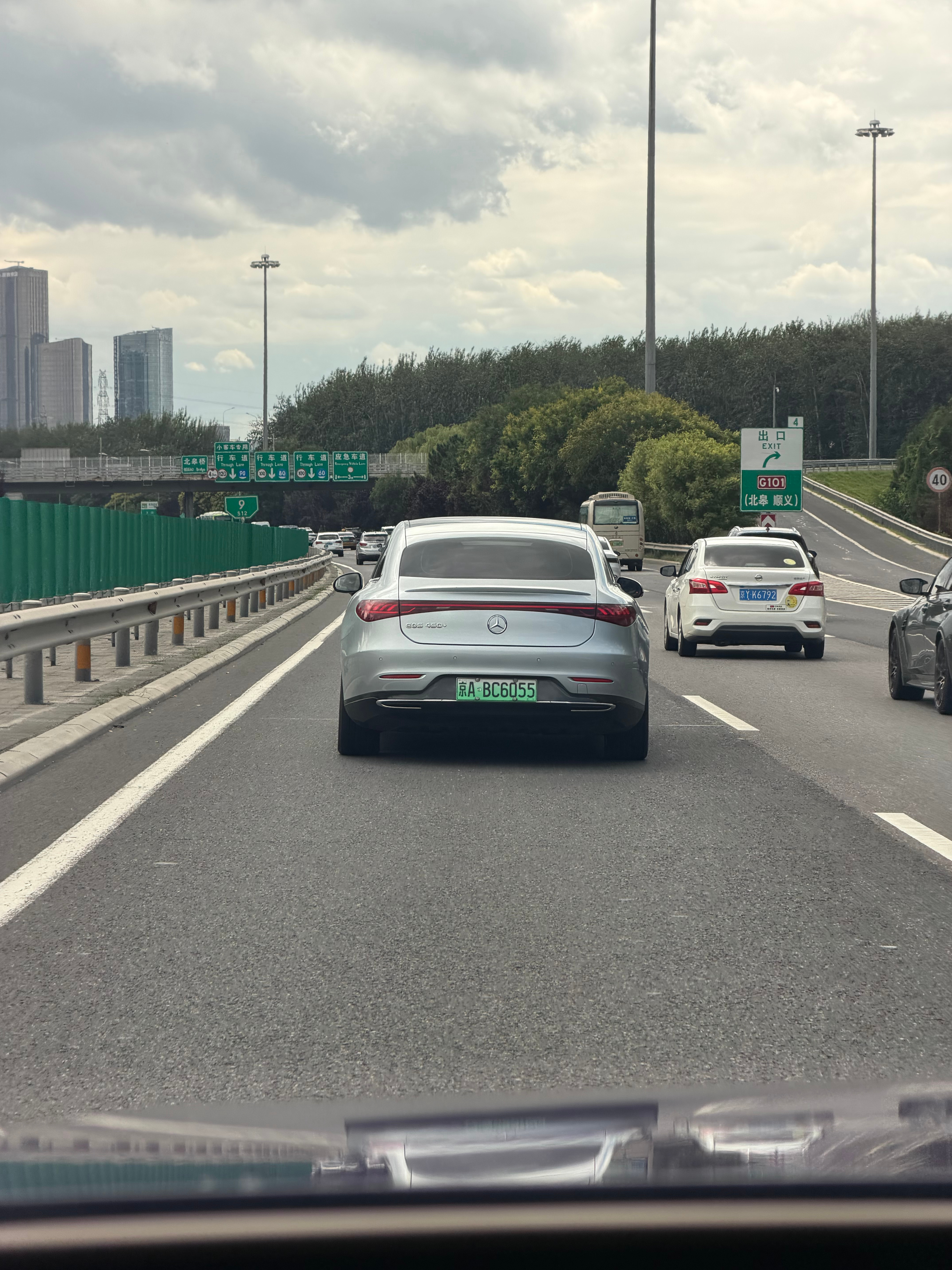 真的很少人懂奔驰EQE 