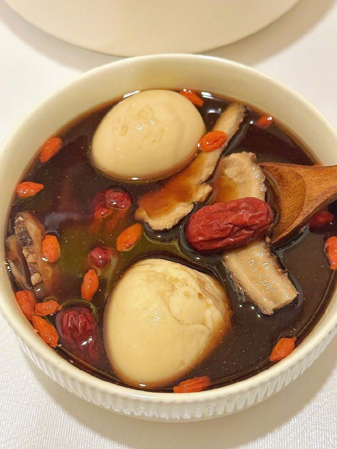 难怪我妈一直坚持喝！对女孩子太好啦🤣！！ ​ ​​​