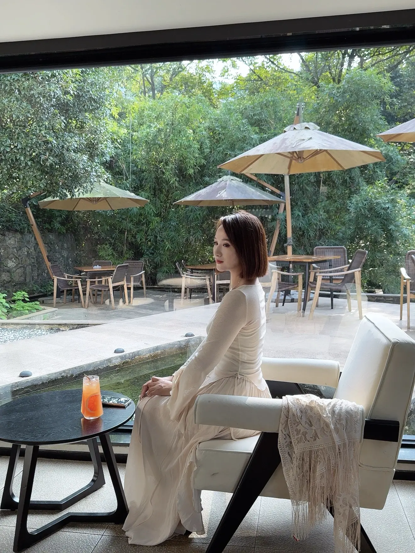 喜欢坏女人。喜欢坏女人是吧 那我只能本色出演了