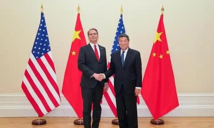 2027 年被不少目光盯成了台海隐形分水岭。那边台当局忙着搞“台湾之盾”，日本盼