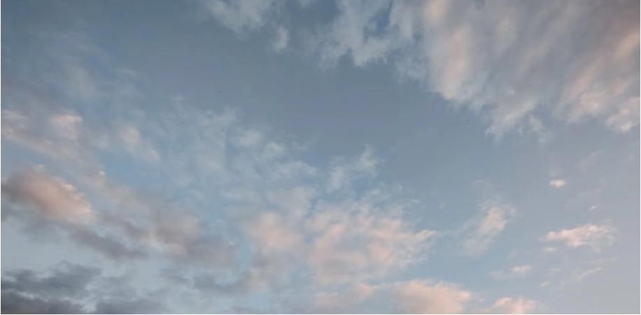 到了被催婚的年纪，爸妈总说我不愿结婚，愁得不行。我反倒纳闷有啥好愁的，妈说别人家