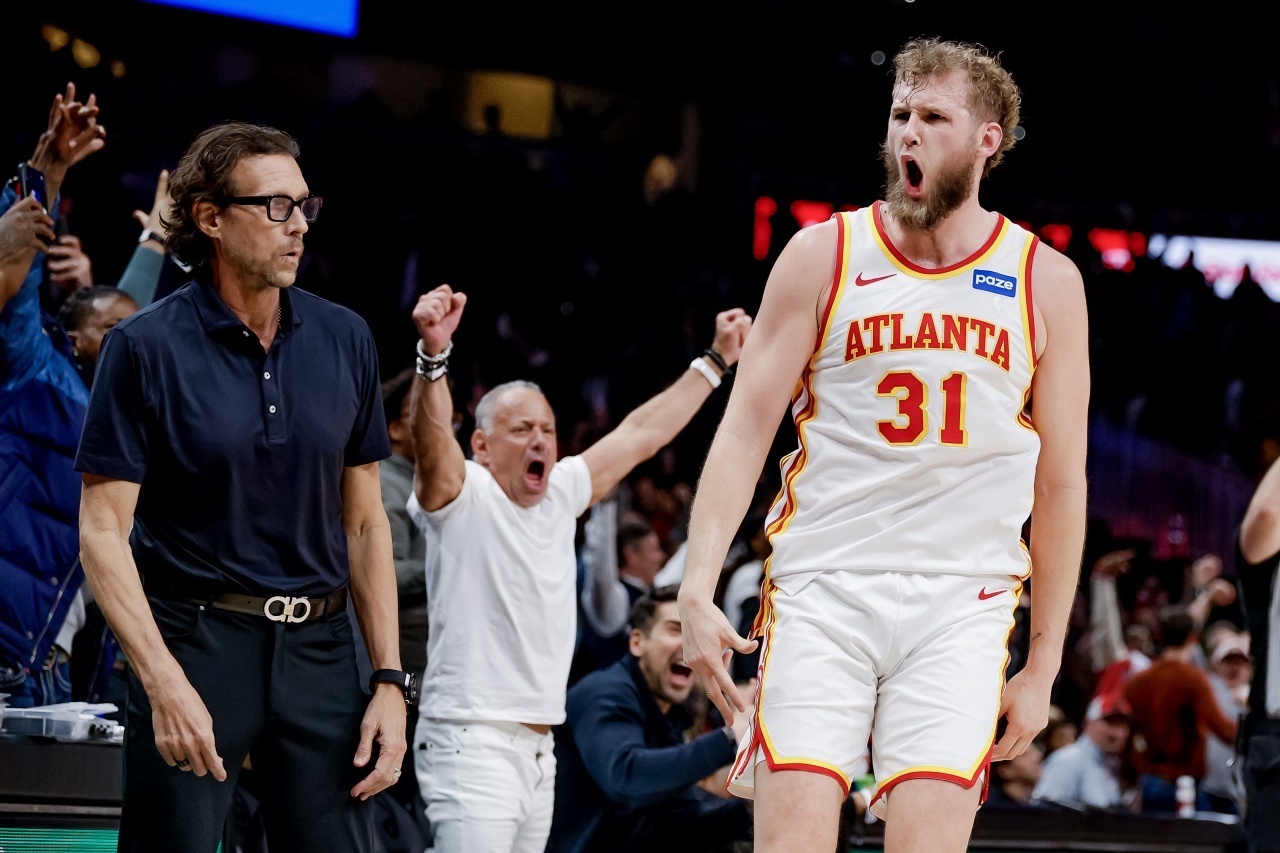 最近18场比赛，老鹰战绩16胜2负。篮球年末狂欢季