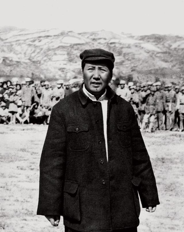 1959年，毛主席听闻堂弟被划为“富农”，当他回到韶山老家时，当地干部还不想让堂