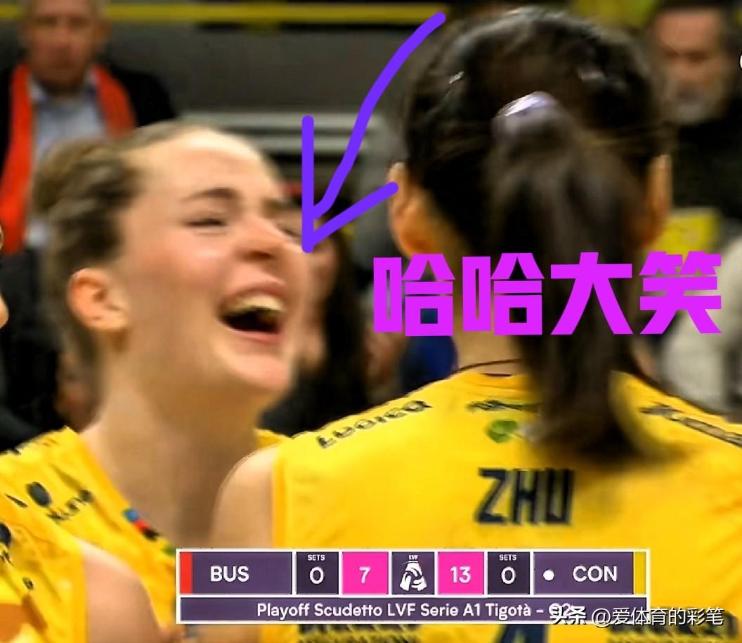瞧，哈克忍不住大笑[呲牙]，与布斯托亚西奇奥的1/4决赛第二回合，首局12:7，