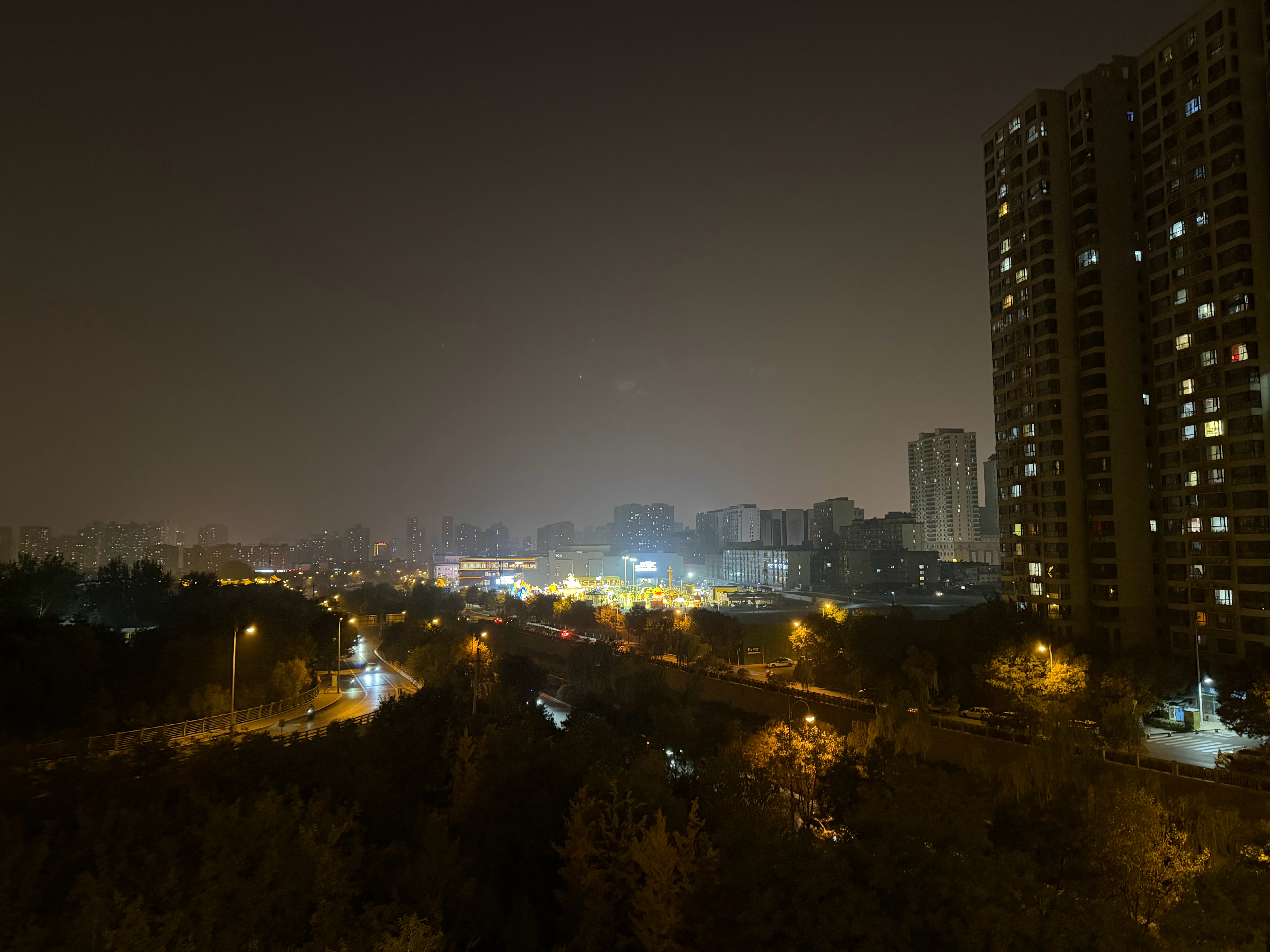 iPhone17ProMax的1x、2x、4x、8x，这水平其他品牌三年前就能实