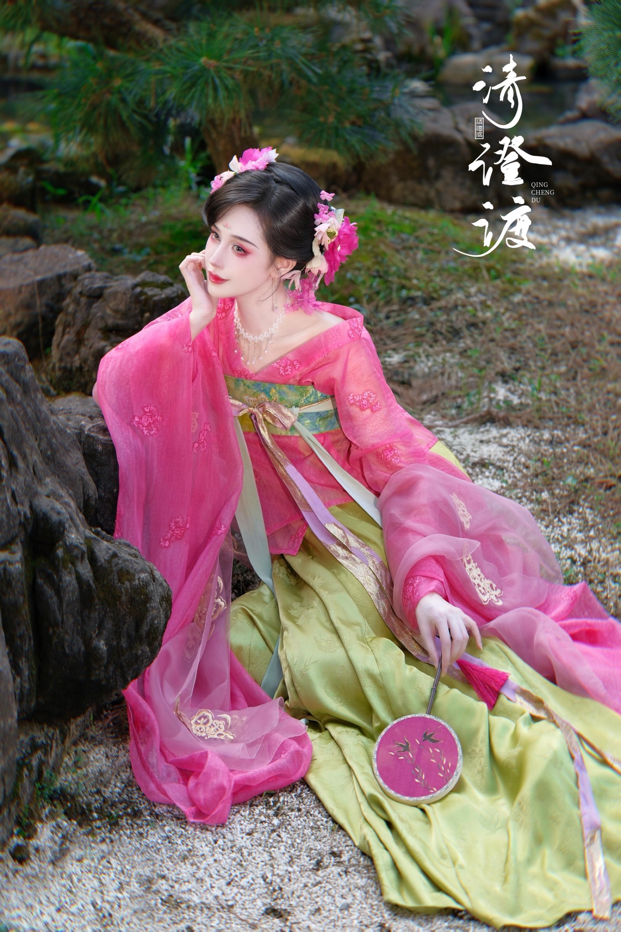 闺蜜的美貌，我的荣耀～