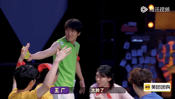 王天放装到了也爽到了喜人奇妙夜 谁看了不说天放牛！李诞规则没讲完他就果断出手，运