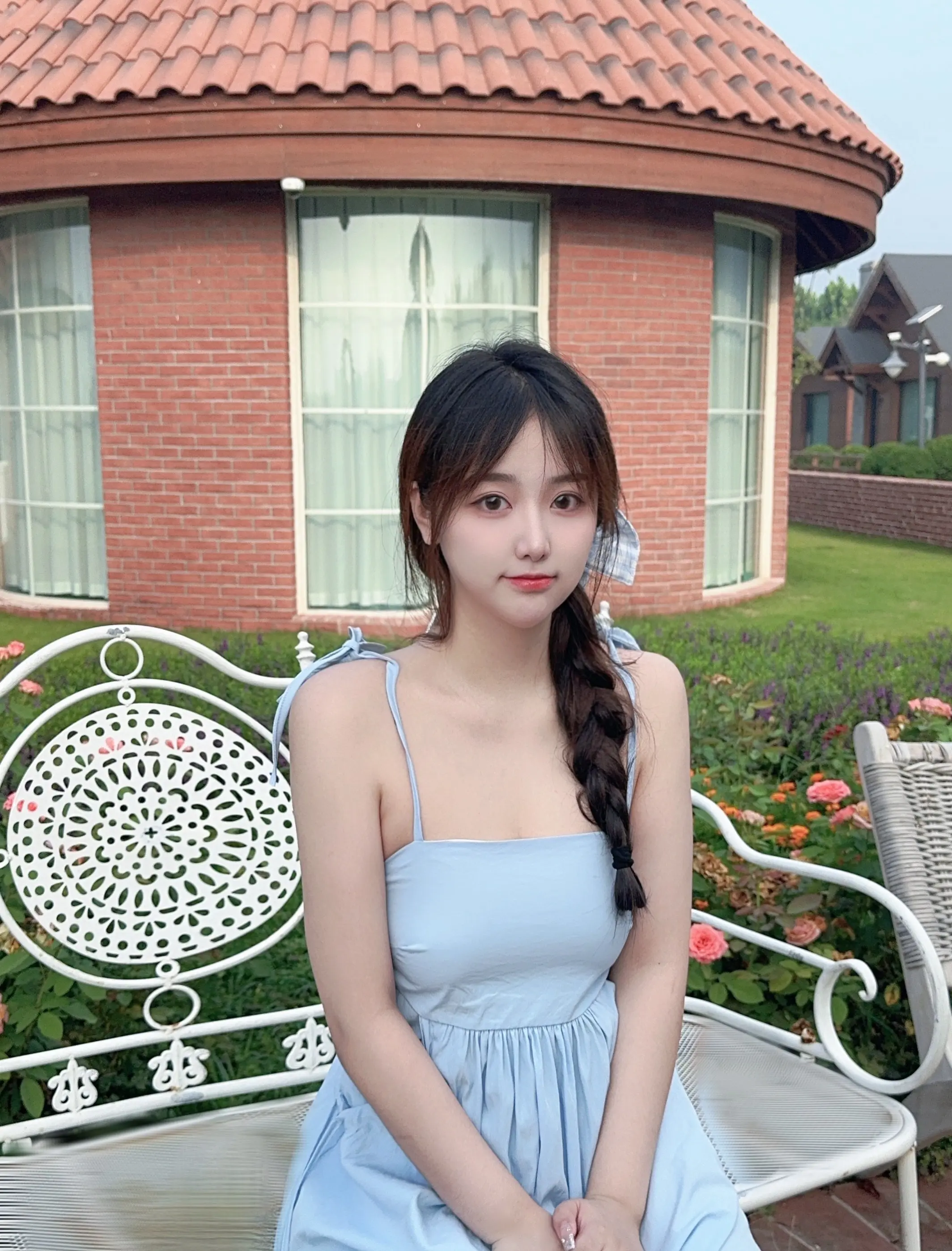 和我对视好吗